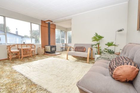 Photo of property in 6a Tait Place, Carterton, 5713