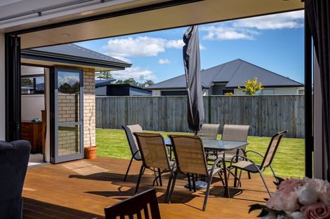 Photo of property in 13 Stoneleigh Drive, Solway, Masterton, 5810