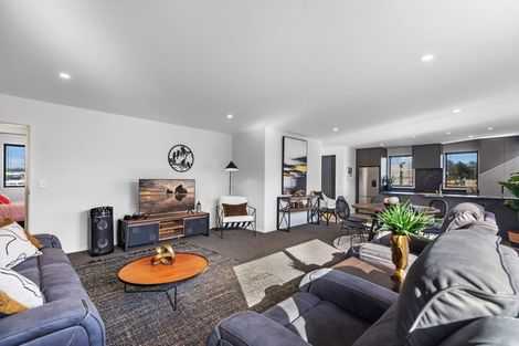 Photo of property in 32 Tamapahore Boulevard, Papamoa Beach, Papamoa, 3118