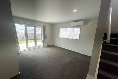 Photo of property in 25 Divide Loop, Takanini, 2112