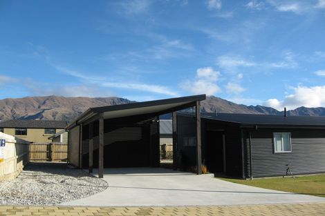 Photo of property in 2 Pearce Place, Wanaka, 9305