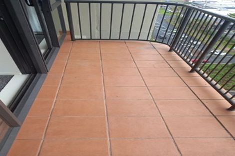 Photo of property in The Rennaissance, 5j/18 Ronwood Avenue, Manukau, Auckland, 2104