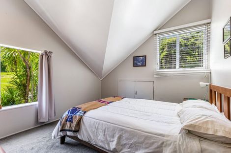 Photo of property in 17 Yelash Road, Massey, Auckland, 0614