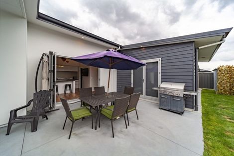 Photo of property in 6 Benmore Place, Poraiti, Napier, 4112