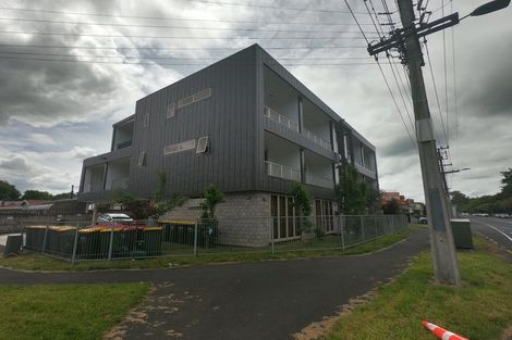 Photo of property in 2 Greensboro Street, Hamilton East, Hamilton, 3216