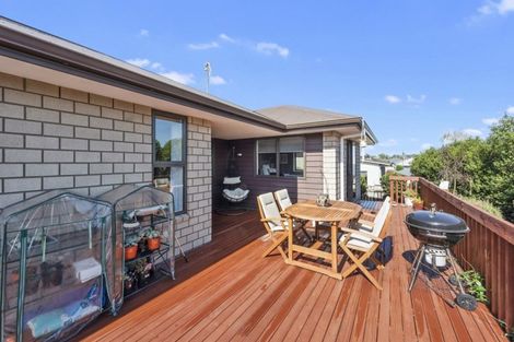 Photo of property in 8 Cleeve Close, Huntington, Hamilton, 3210