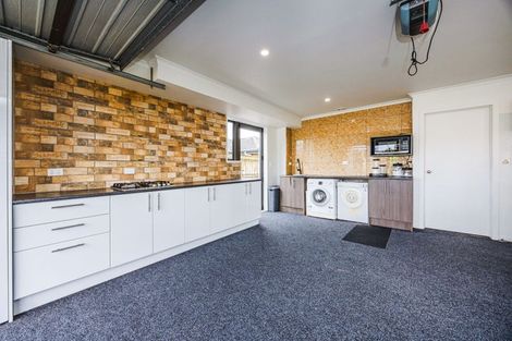 Photo of property in 54 Cyclamen Road, Mangere, Auckland, 2022