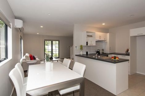 Photo of property in 4/25 Hollies Crescent, Johnsonville, Wellington, 6037