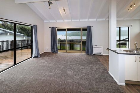 Photo of property in 1b Brora Crescent, Papakowhai, Porirua, 5024