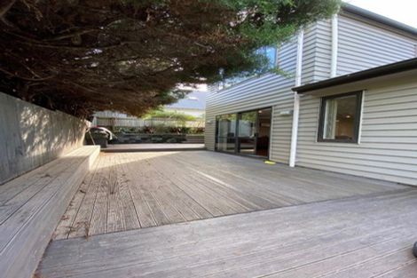 Photo of property in 2/25 Creamer Avenue, Belmont, Auckland, 0622