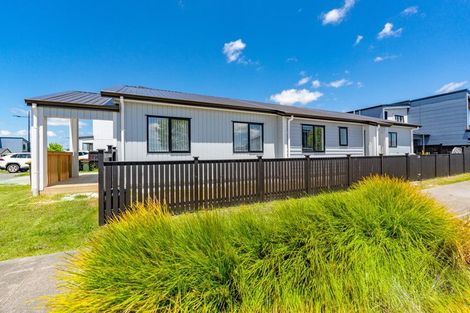 Photo of property in 34b Kahui Parade, Karaka, Papakura, 2113