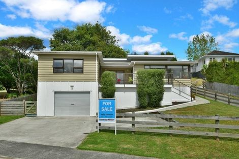 Photo of property in 7 Mangakura Road, Helensville, 0800