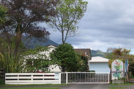 Photo of property in 74 Hinekura Avenue, Taupo, 3330