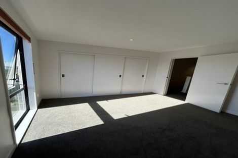 Photo of property in 17/6 Oswald Crescent, Paparangi, Wellington, 6037