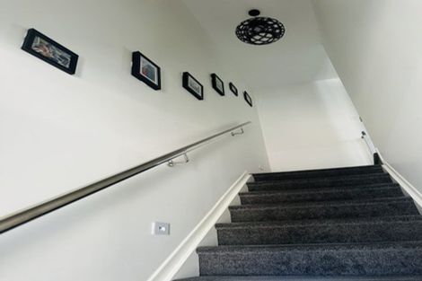 Photo of property in 4/50 Astley Avenue, New Lynn, Auckland, 0600