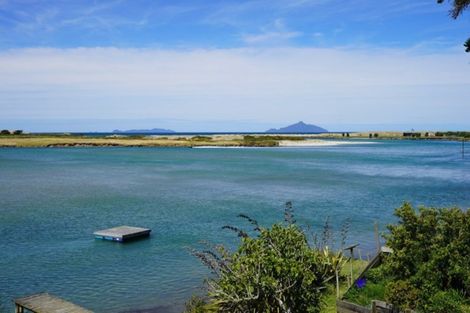 Photo of property in 281 Cove Road, Waipu, 0582