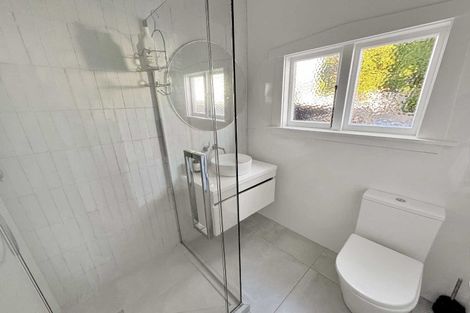 Photo of property in 1/155 Weston Road, St Albans, Christchurch, 8052