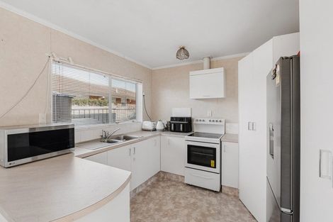 Photo of property in 5 Liftan Place, Mount Maunganui, 3116