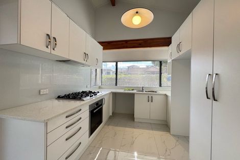 Photo of property in 42 Calluna Crescent, Totara Heights, Auckland, 2105