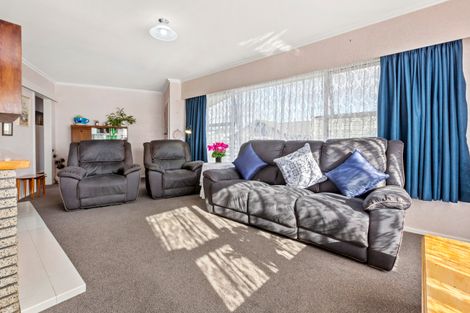 Photo of property in 19 Cecil Street, St Andrews, Hamilton, 3200