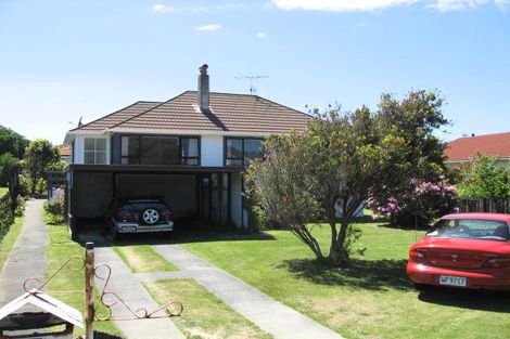 Photo of property in 45 Main Road, Titahi Bay, Porirua, 5022