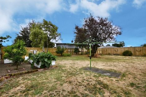 Photo of property in 2 Mckenzie Terrace, Carterton, 5713