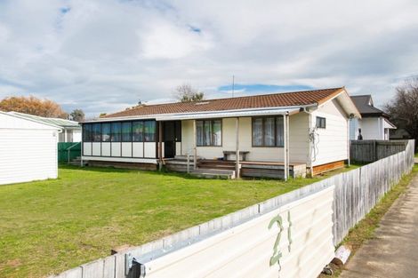 Photo of property in 21 Haldane Street, Elgin, Gisborne, 4010