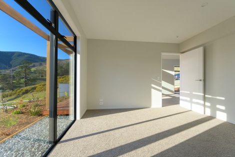 Photo of property in 2 Hill Tops Way, Stoke, Nelson, 7011