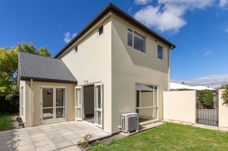 Photo of property in 1/10 Coniston Avenue, Ilam, Christchurch, 8041