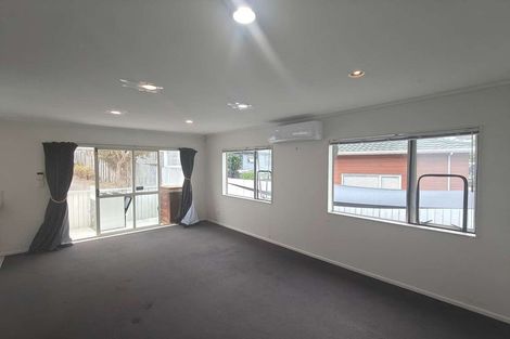 Photo of property in 16 Rotoiti Avenue, Pakuranga Heights, Auckland, 2010