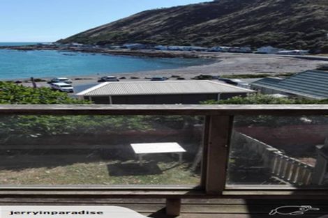 Photo of property in 3/48 Owhiro Bay Parade, Owhiro Bay, Wellington, 6023