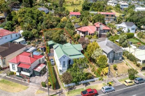 Photo of property in 824 Rolleston Street, Thames, 3500