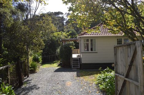 Photo of property in 25a Frederick Street, Coromandel, 3506
