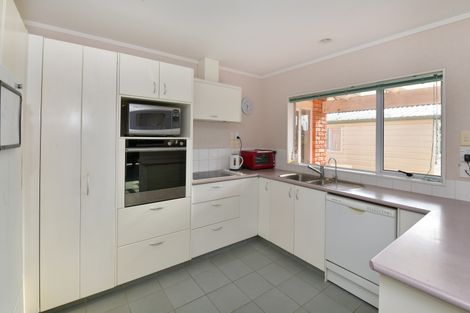Photo of property in 1 Lakeside Drive, Orewa, 0931