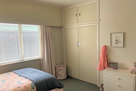 Photo of property in 18 Mcnicol Street, Fairfield, Hamilton, 3214