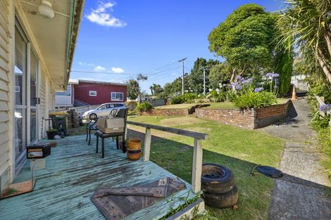 Photo of property in 27 Blagdon Road, Blagdon, New Plymouth, 4310