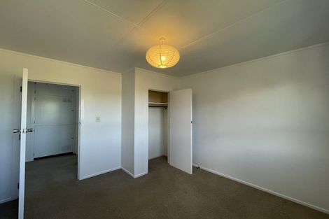 Photo of property in 8 Kelvin Place, Westown, New Plymouth, 4310