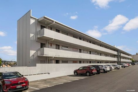 Photo of property in 319/17 Link Crescent, Stanmore Bay, Whangaparaoa, 0932