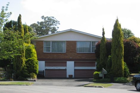 Photo of property in 12 Parkview Place Avonhead Christchurch City