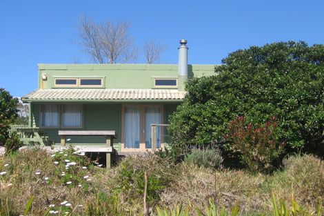 Photo of property in 223 Bluff Road, Kuaotunu West, Whitianga, 3592