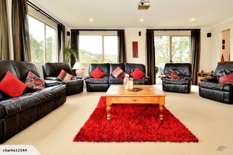 Photo of property in 10 Summerfield Lane, Albany, Auckland, 0632