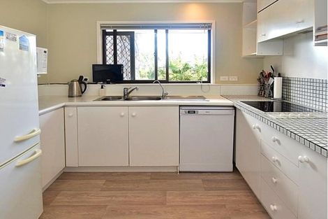 Photo of property in 54a The Circle, Manly, Whangaparaoa, 0930