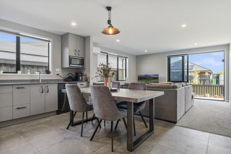 Photo of property in 3 Rose Lane, Papamoa, 3118