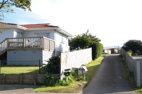 Photo of property in 64 Archboyd Avenue, Mangere East, Auckland, 2024
