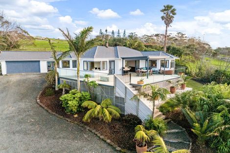Photo of property in 398 Cove Road, Waipu, 0582