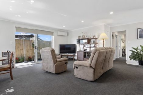 Photo of property in 88 Bert Wall Drive, Omokoroa, 3114