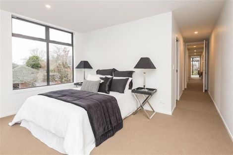 Photo of property in 2/3 Taylors Avenue, Bryndwr, Christchurch, 8052