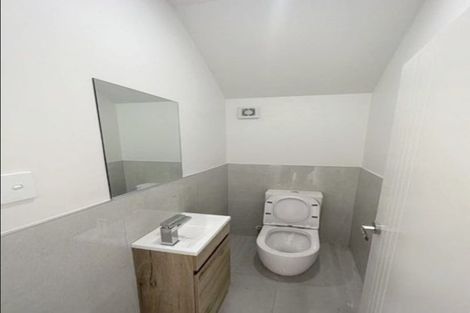 Photo of property in 29a Sheridan Drive, New Lynn, Auckland, 0600