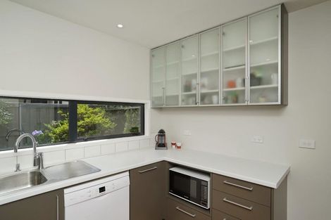Photo of property in 76a Memorial Avenue, Ilam, Christchurch, 8053