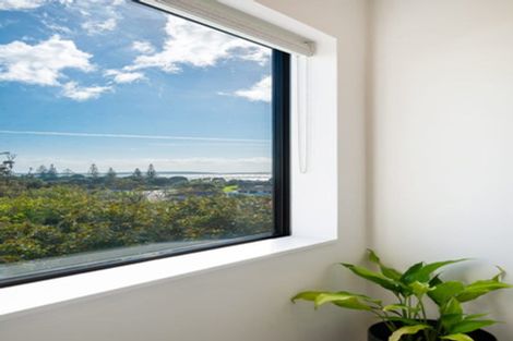 Photo of property in 8/26 Long Bay Drive, Torbay, Auckland, 0630